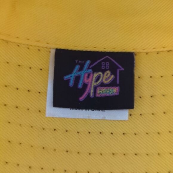 Hype House Reversible Bucket Hat - Picture 6 of 9